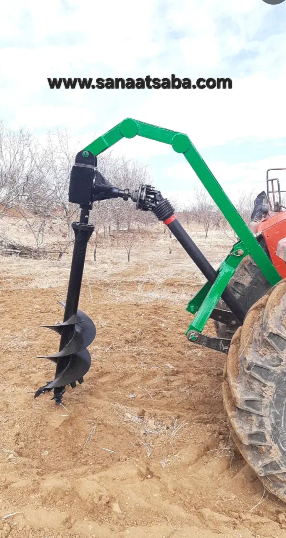 چاله زن پشت تراکتوری مته قطر 40 سانت عمق چاله 1 نیم متر 1سال گارانتی