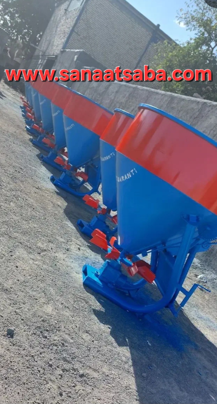 کود پاش 450 لیتری پشت تراکتوری شعاع 6 متر