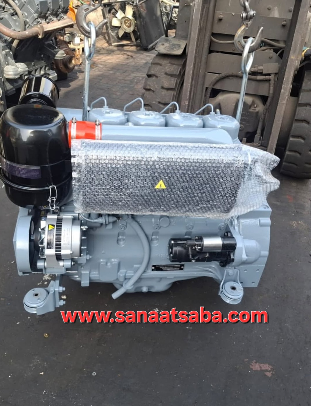 موتور بنز وارداتی آلمانی با پمپ ۸ اینچ و شاسی صنعتی نیسانی